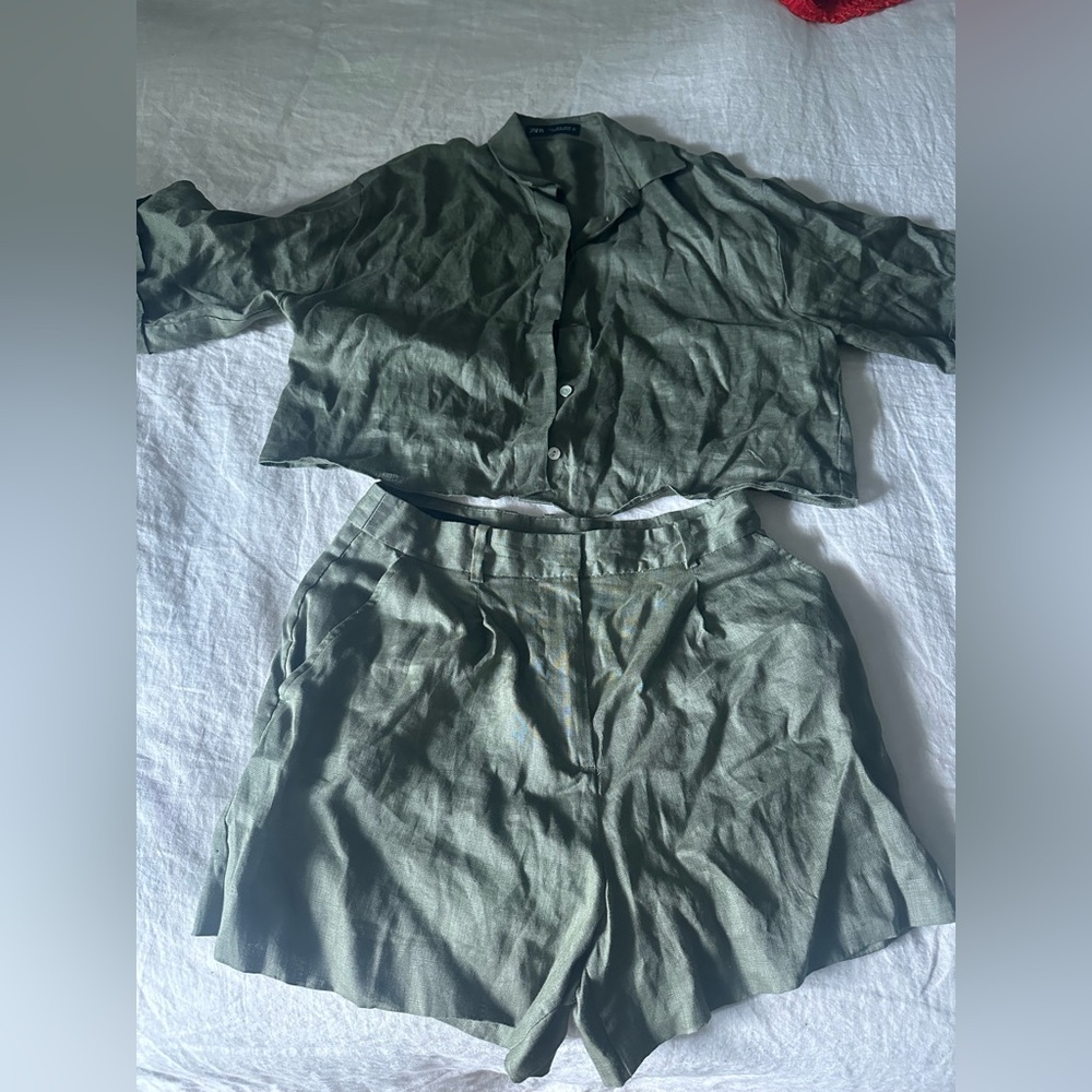 Zara linen khaki shirt and shorts. Size S, like new only worn once!